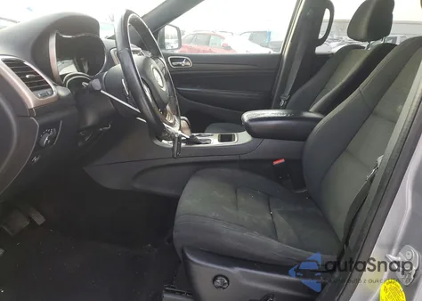 2017 Jeep Grand Cherokee Laredo z USA, uszkodzony, nr VIN 1C4RJFAG4HC801348